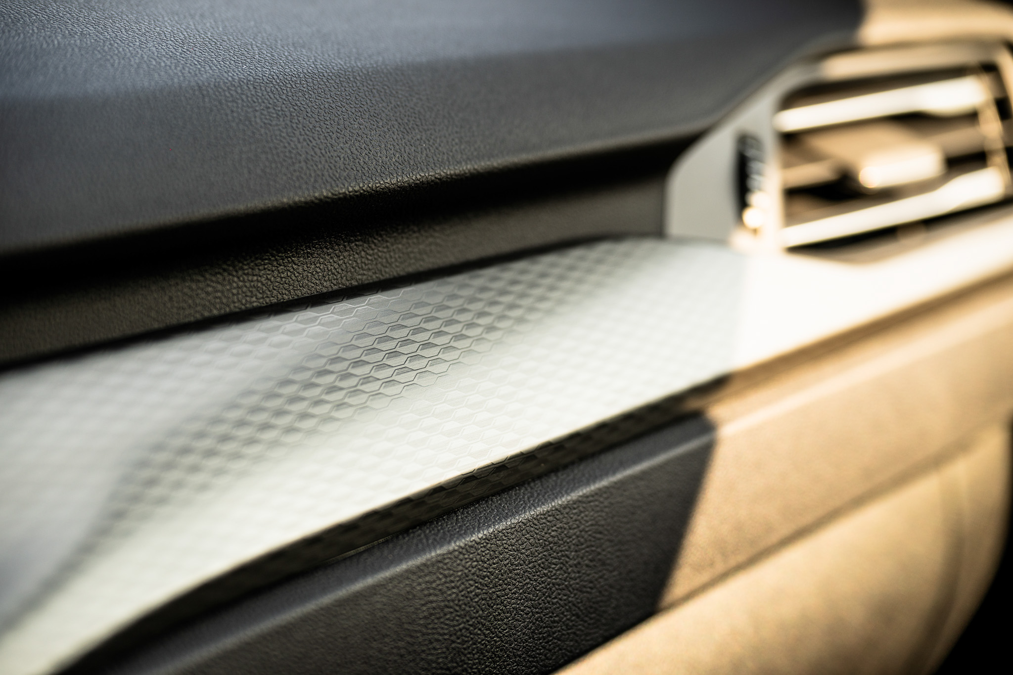 FORD KUGA 2.5 HYBRID FLEXIFUEL Titanium