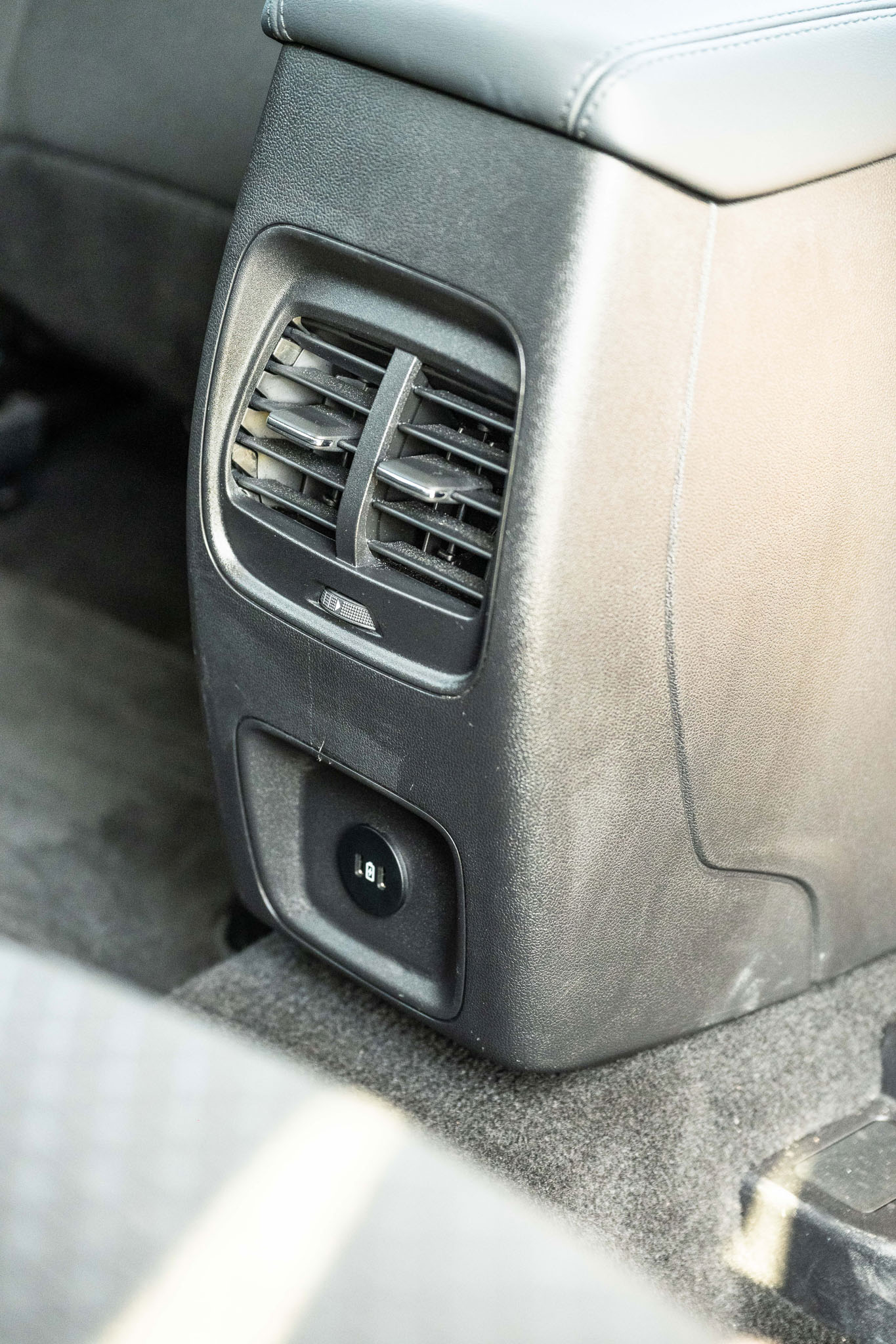 FORD KUGA 2.5 HYBRID FLEXIFUEL Titanium