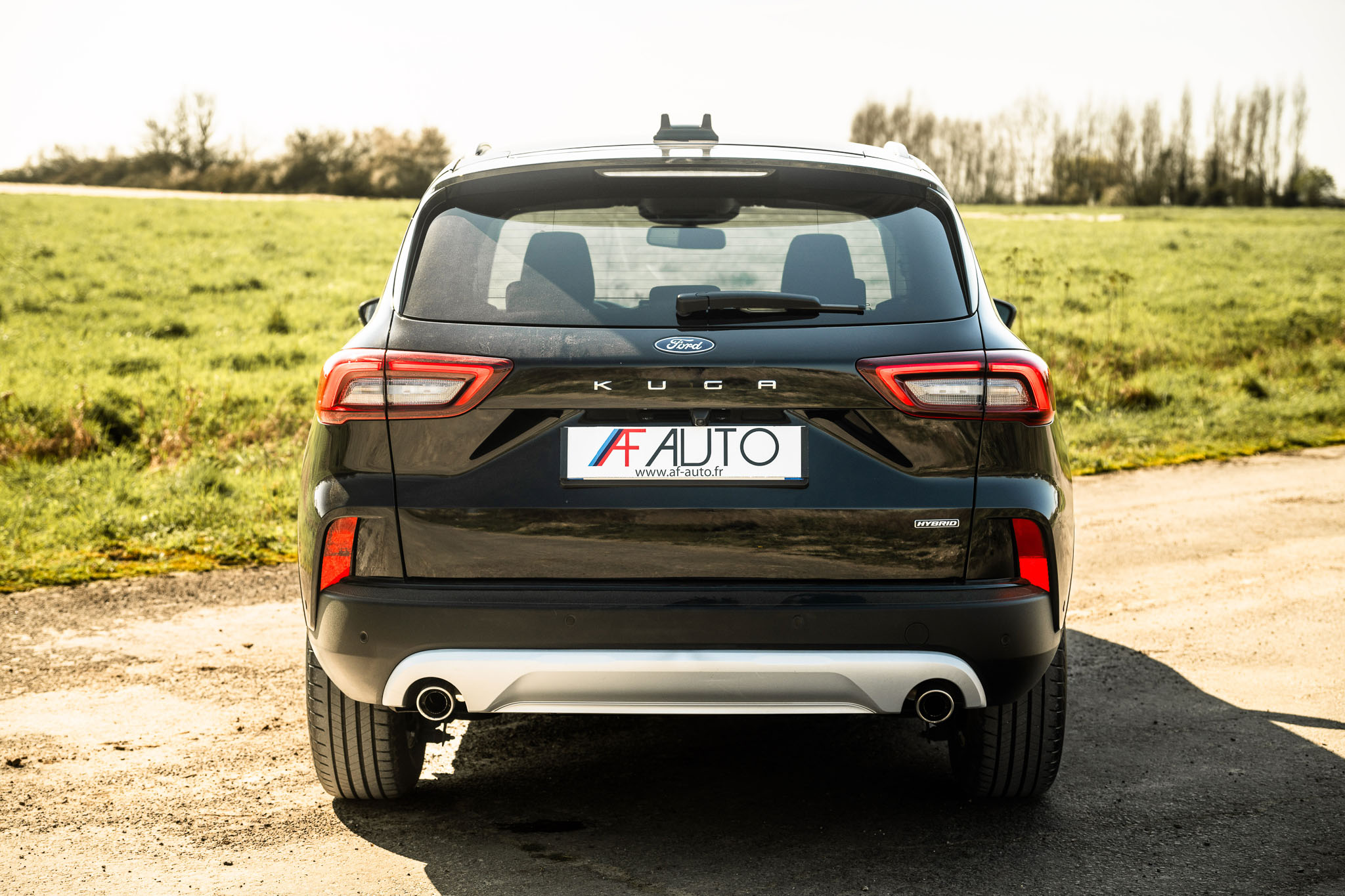 FORD KUGA 2.5 HYBRID FLEXIFUEL Titanium