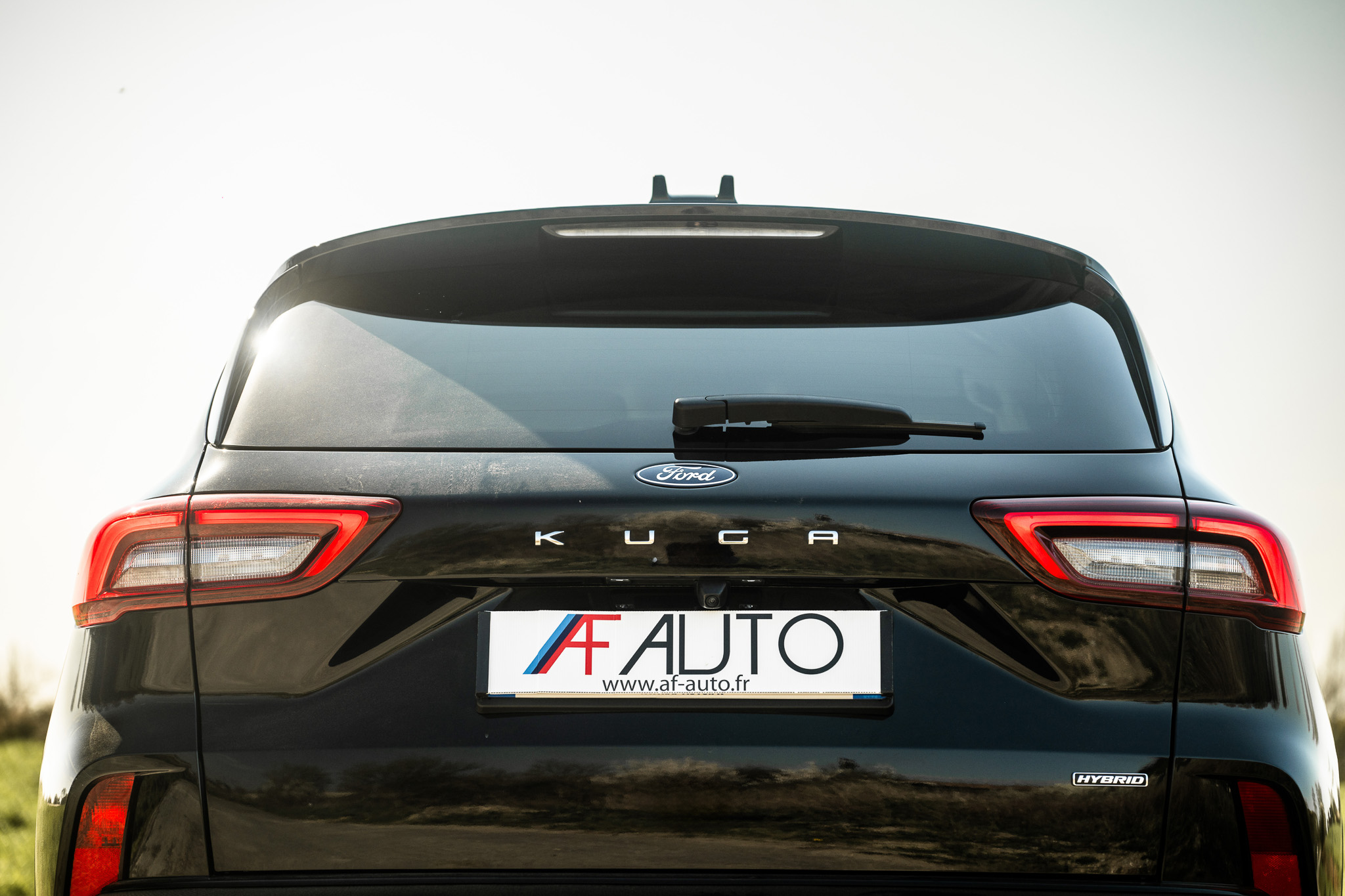 FORD KUGA 2.5 HYBRID FLEXIFUEL Titanium