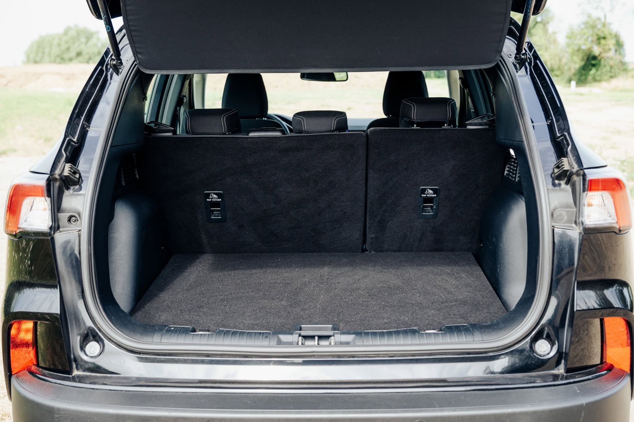 FORD KUGA 2.5 HYBRID FLEXIFUEL E85 Titanium (V286-182)