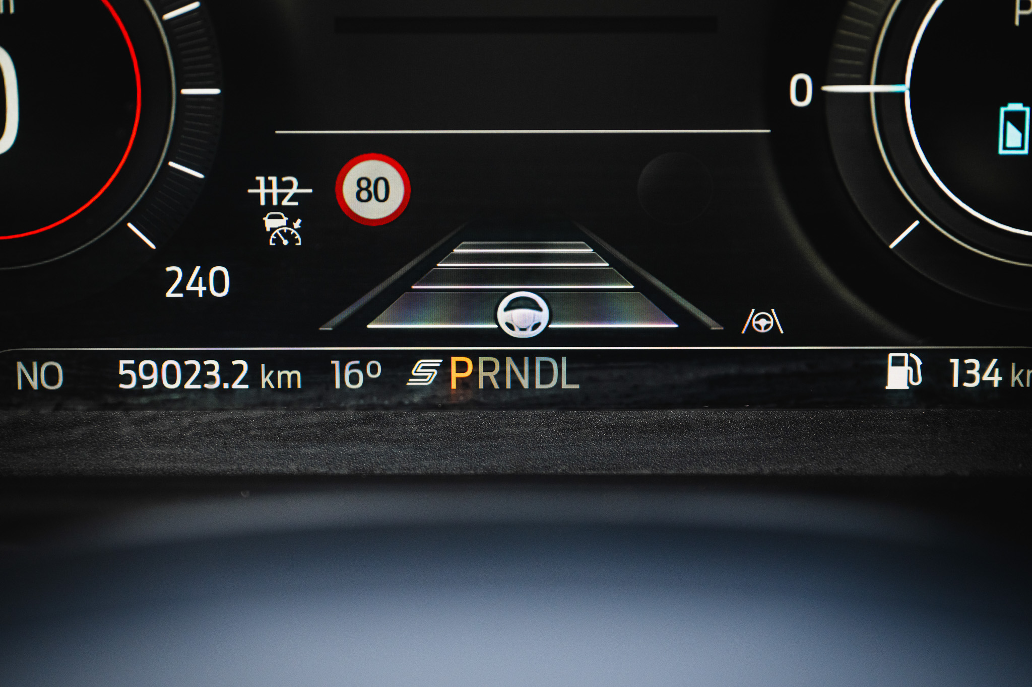 FORD KUGA 2.5 HYBRID FLEXIFUEL E85 ST-Line (V295-296)