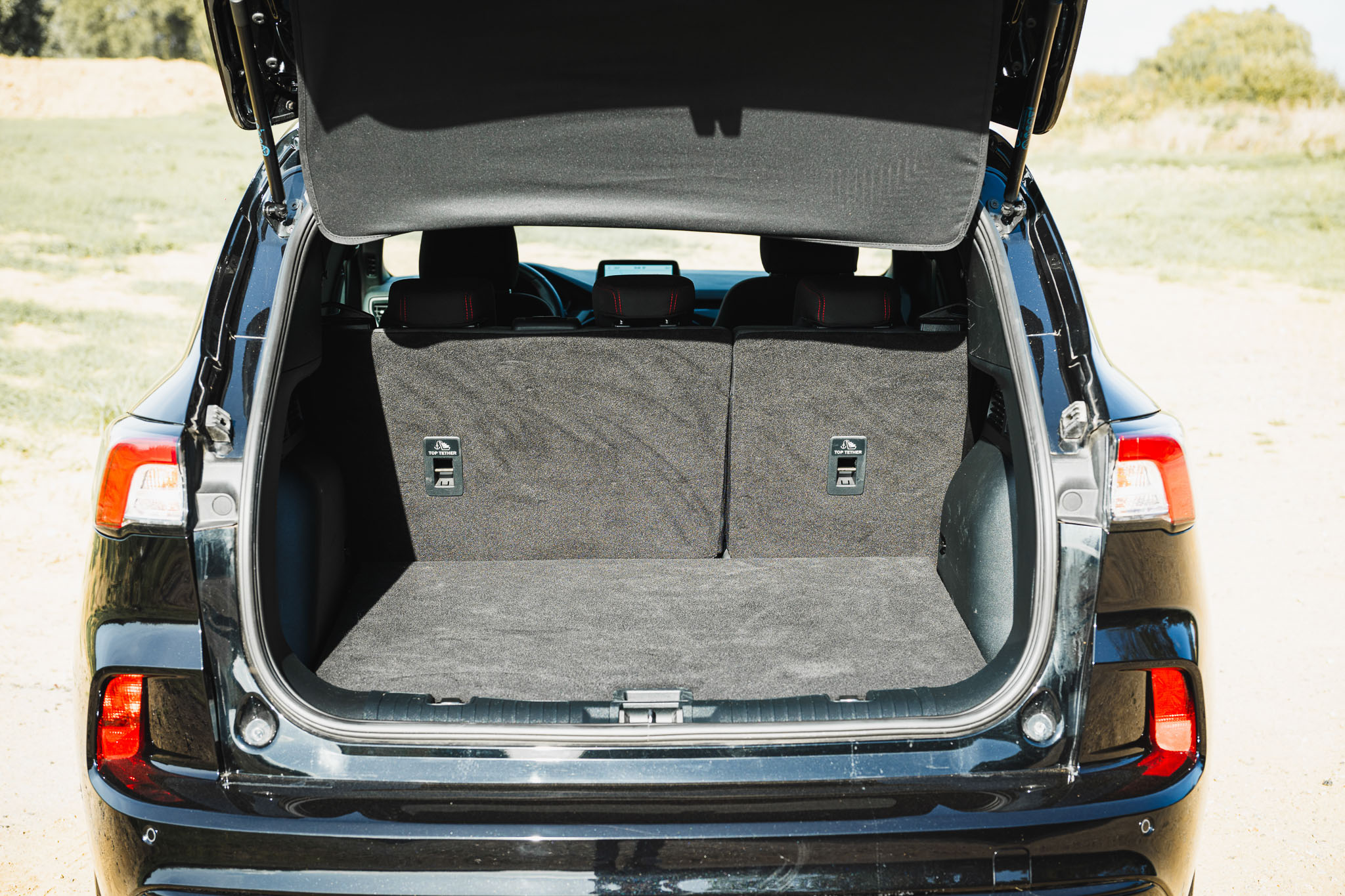 FORD KUGA 2.5 HYBRID FLEXIFUEL E85 ST-Line (V295-296)