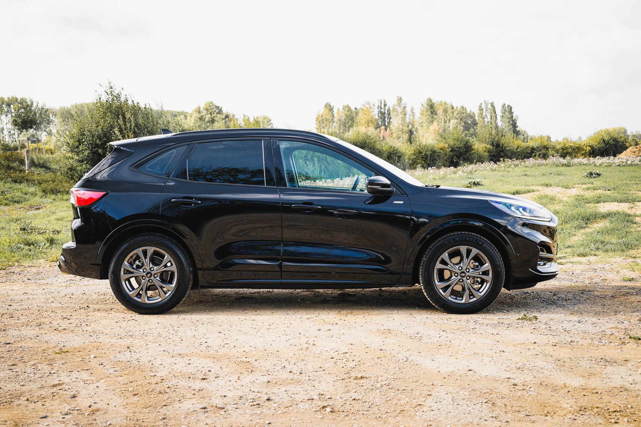 FORD KUGA 2.5 HYBRID FLEXIFUEL E85 ST-Line (V295-296)