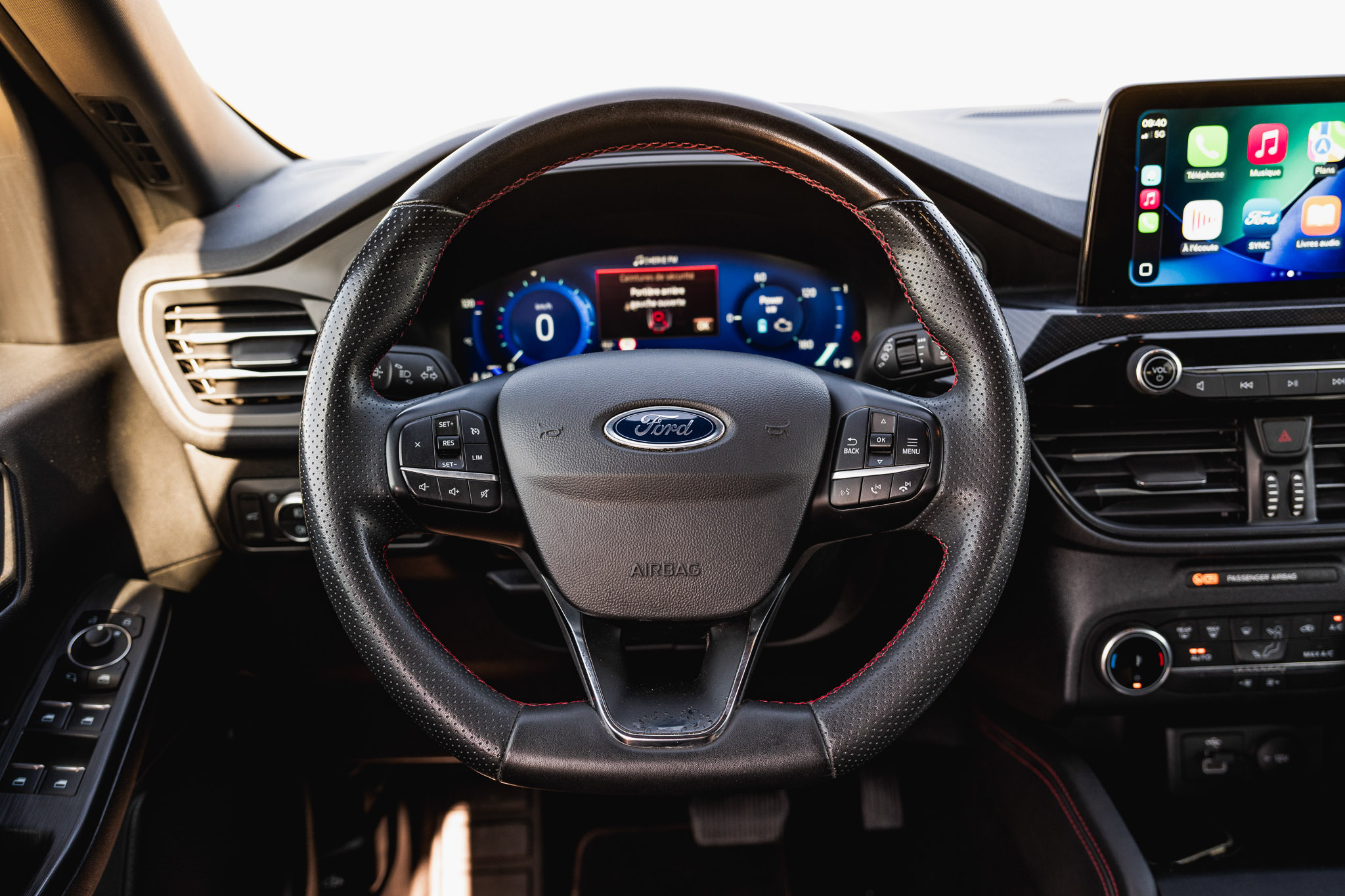 FORD KUGA 2.5 HYBRID FLEXIFUEL E85 ST-Line X