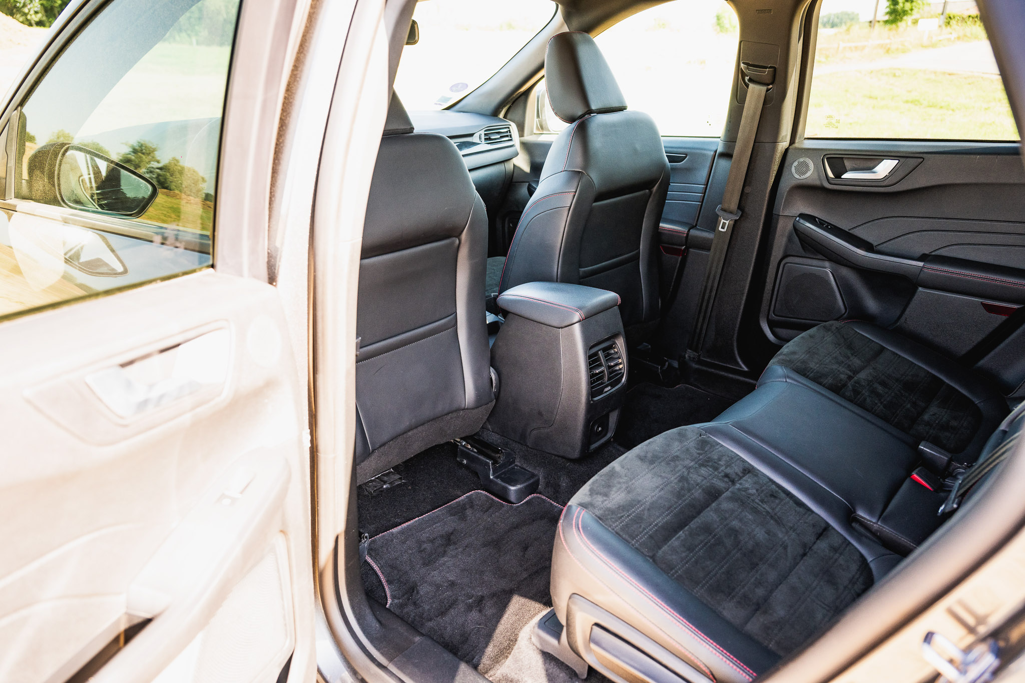 FORD KUGA 2.5 HYBRID FLEXIFUEL E85 ST-Line X