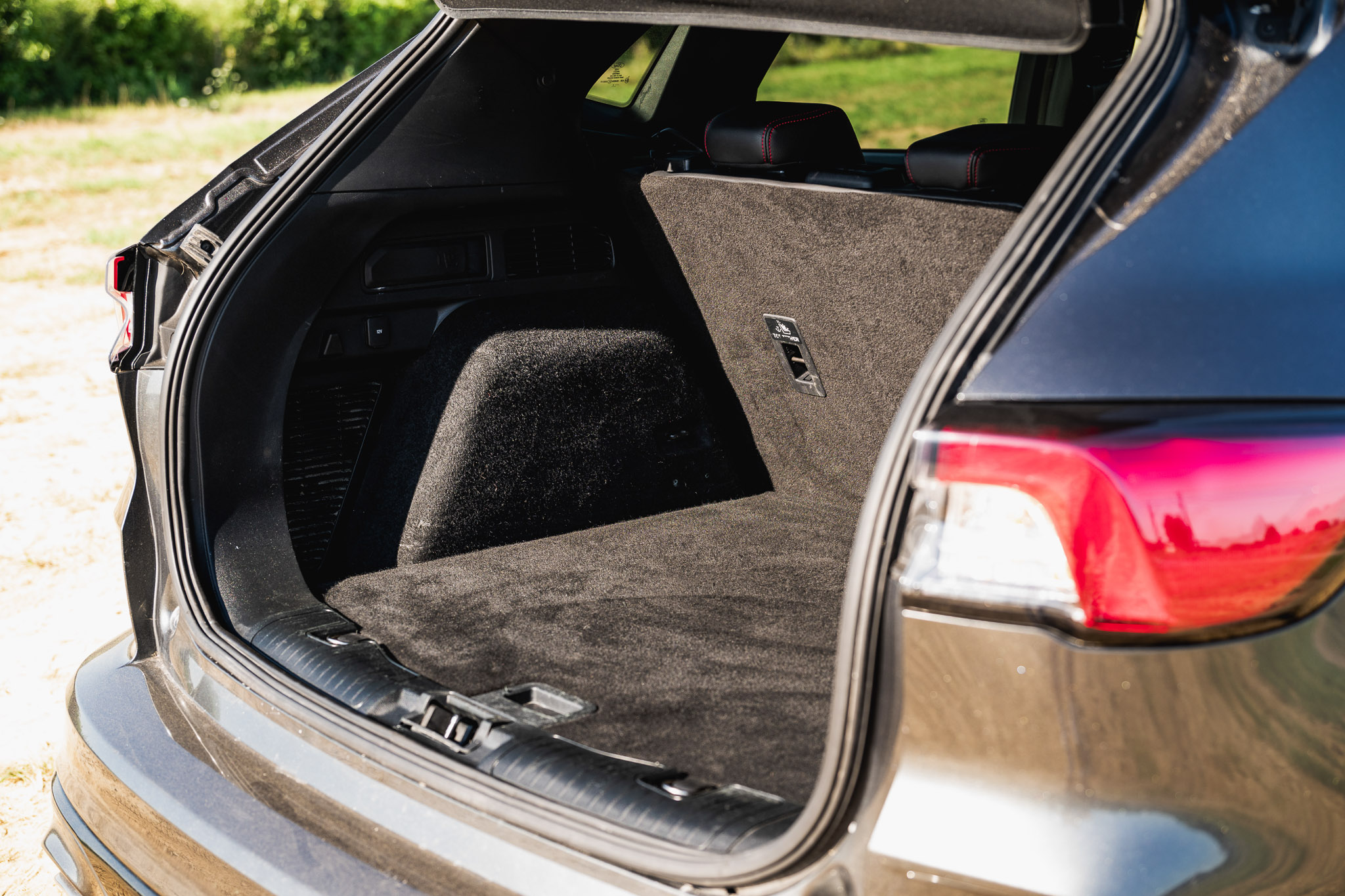 FORD KUGA 2.5 HYBRID FLEXIFUEL E85 ST-Line X