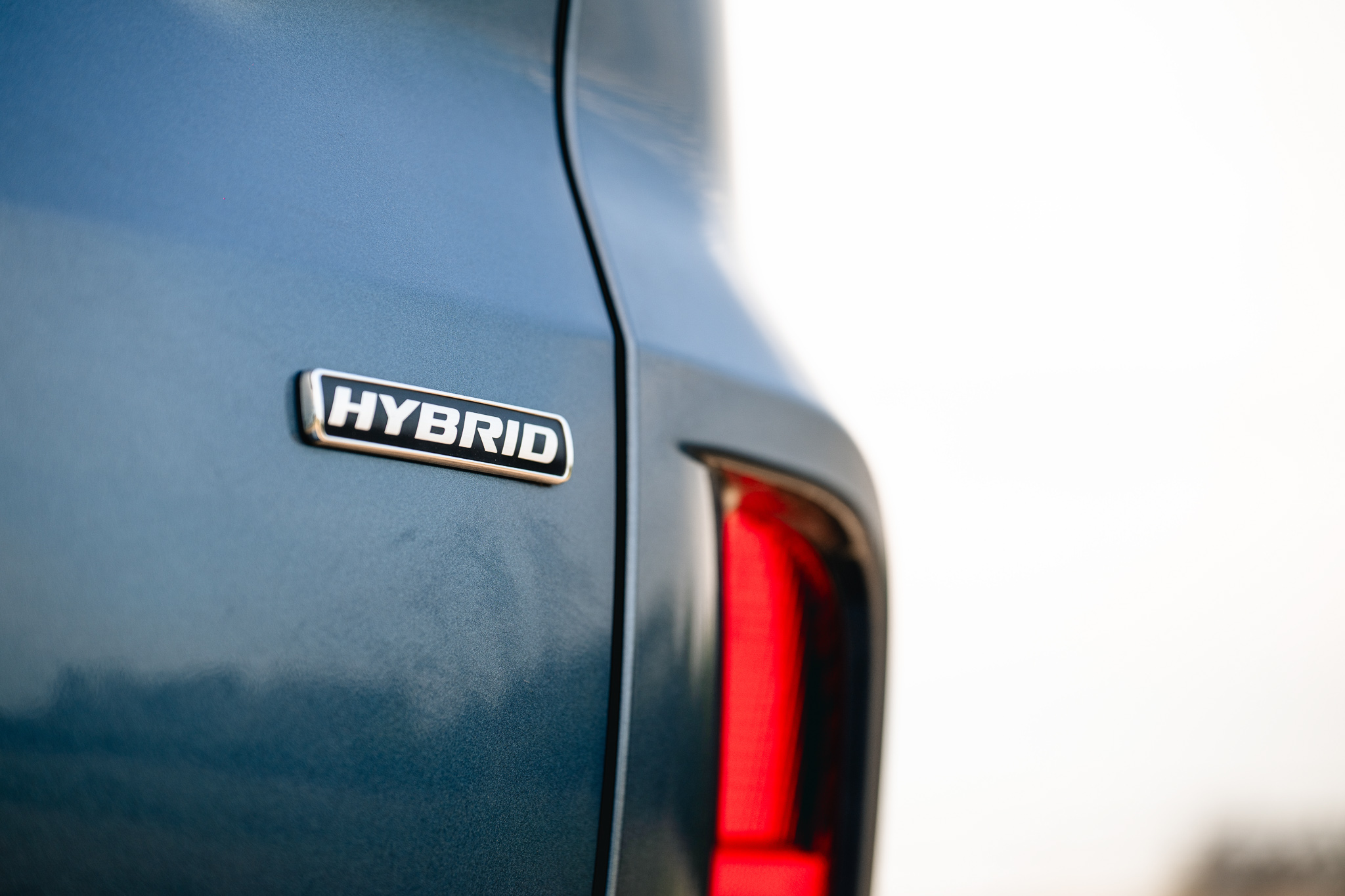FORD KUGA 2.5 HYBRID FLEXIFUEL E85 Titanium (V300-506)