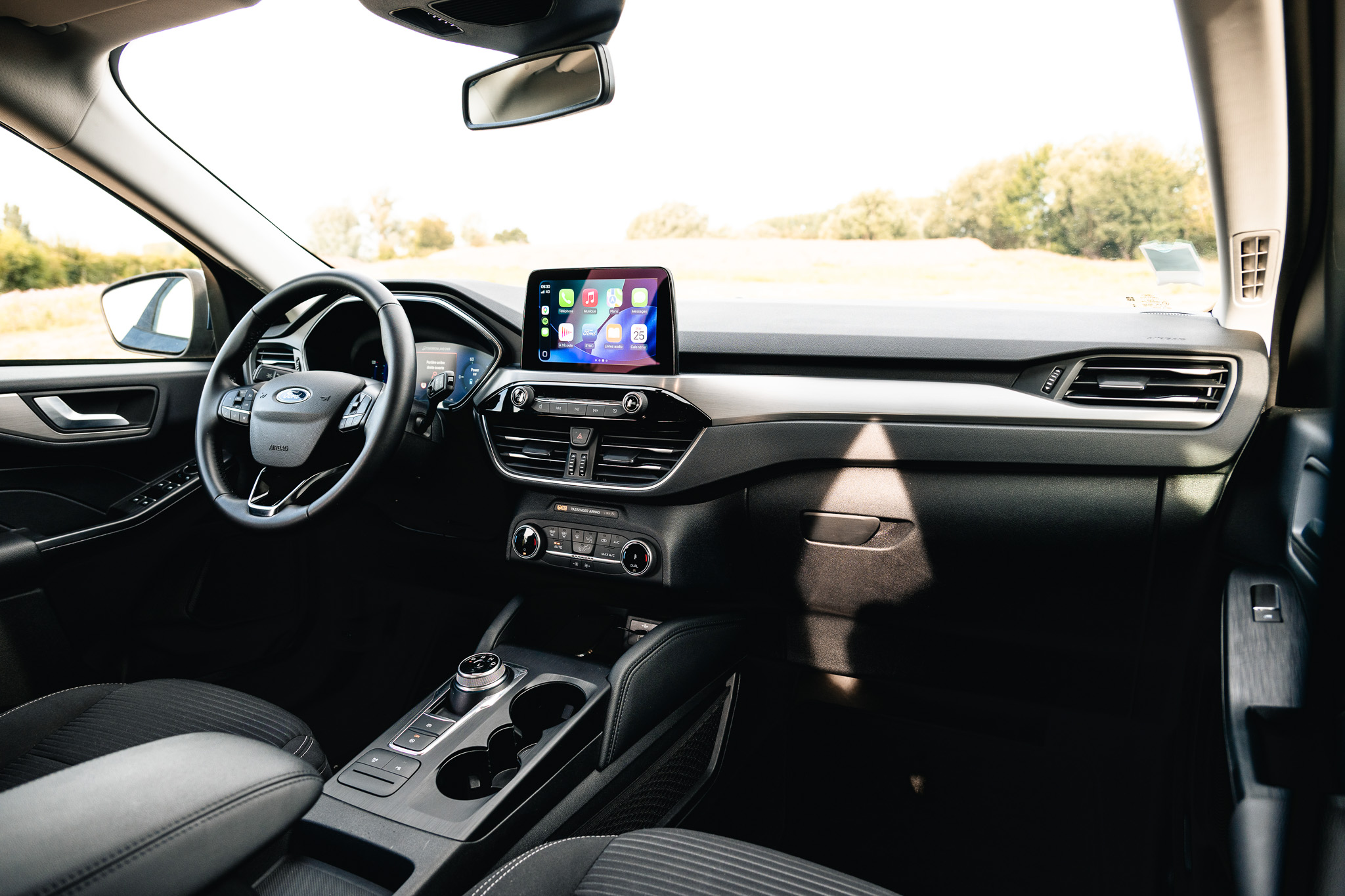 FORD KUGA 2.5 HYBRID FLEXIFUEL E85 Titanium (V300-506)