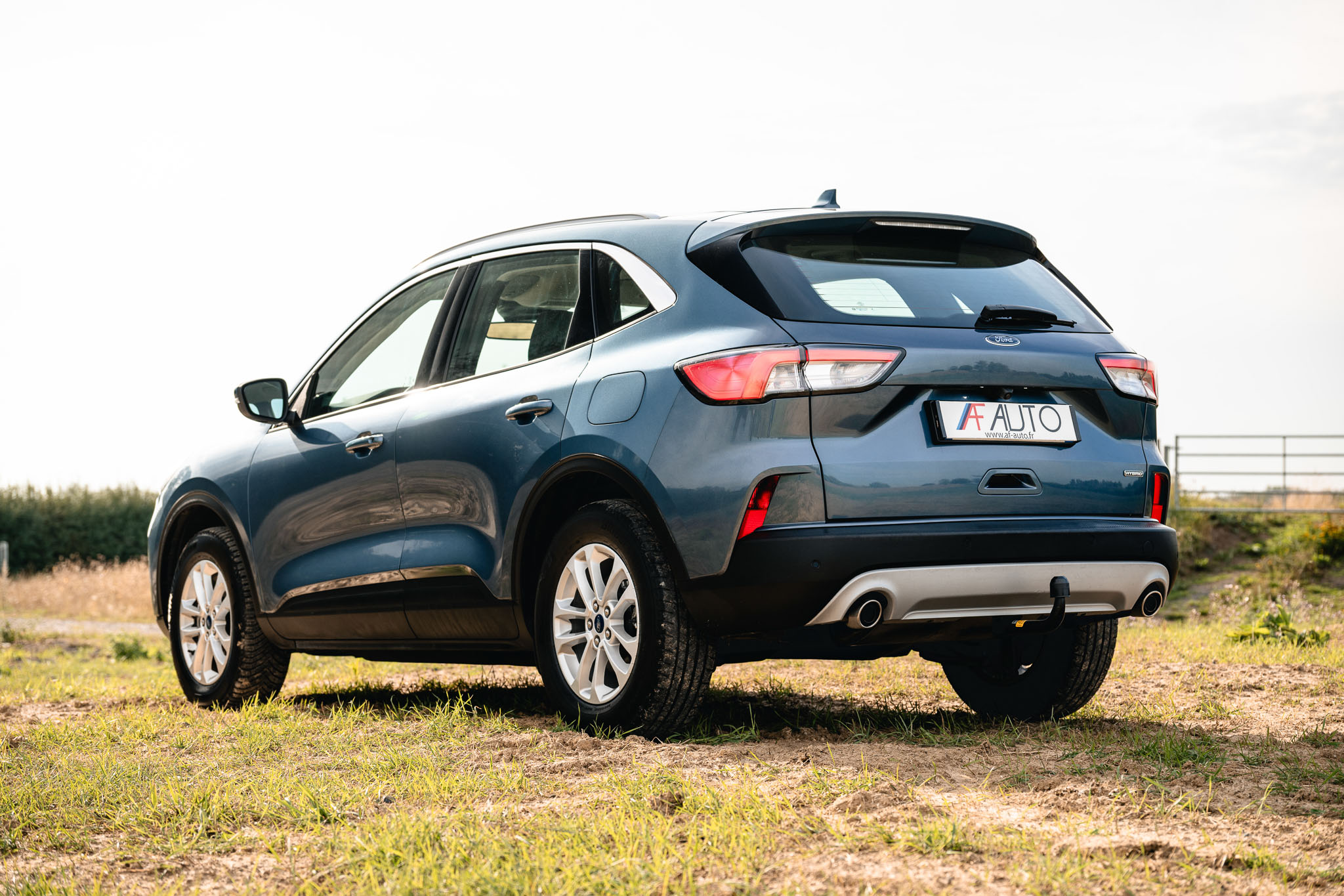 FORD KUGA 2.5 HYBRID FLEXIFUEL E85 Titanium (V300-506)
