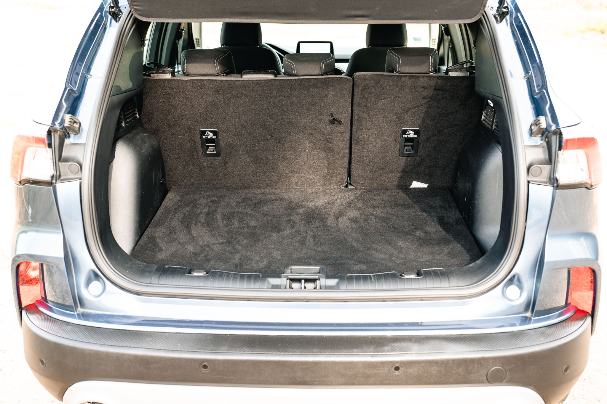 FORD KUGA 2.5 HYBRID FLEXIFUEL E85 Titanium (V300-506)