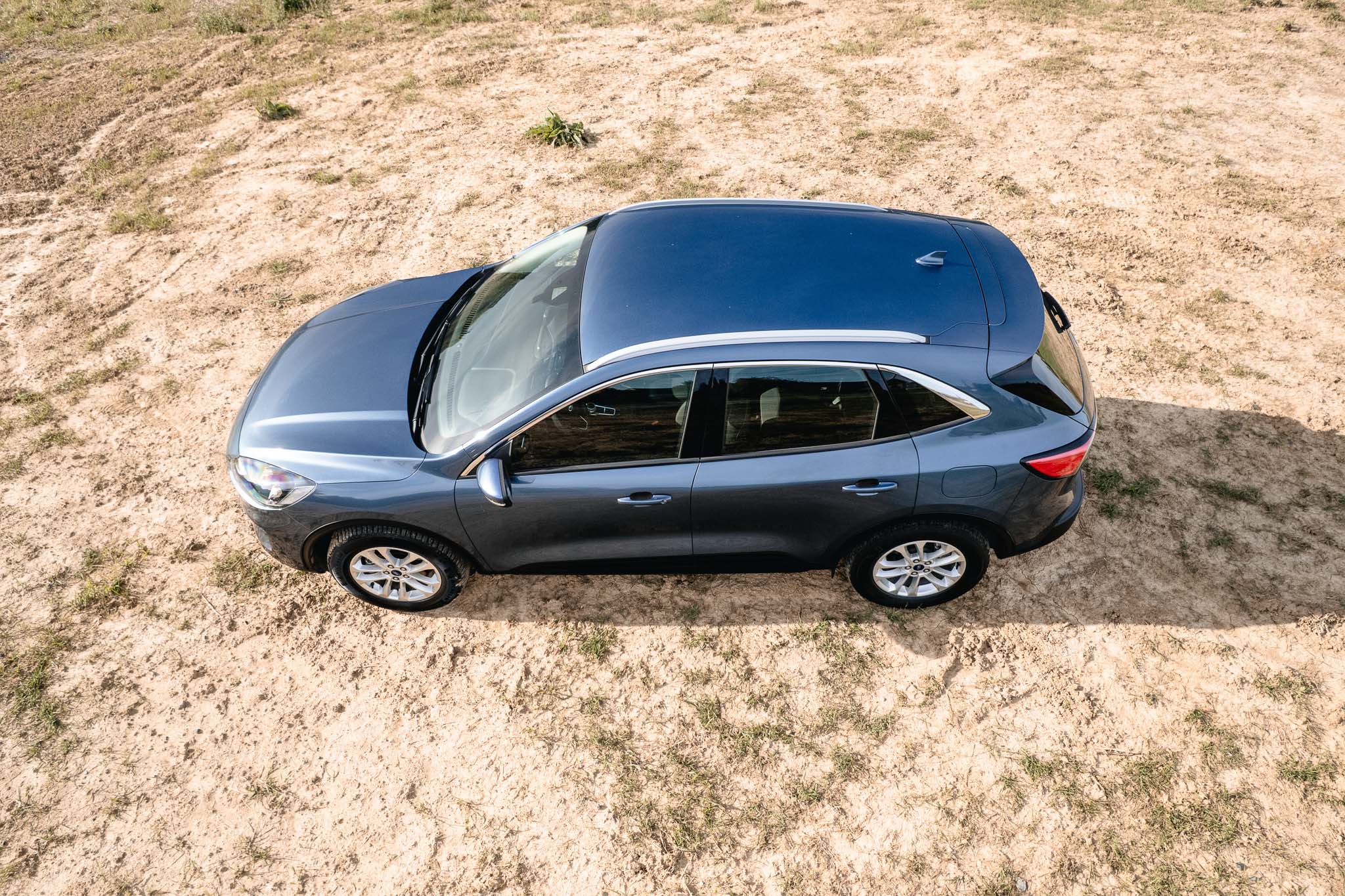 FORD KUGA 2.5 HYBRID FLEXIFUEL E85 Titanium (V300-506)