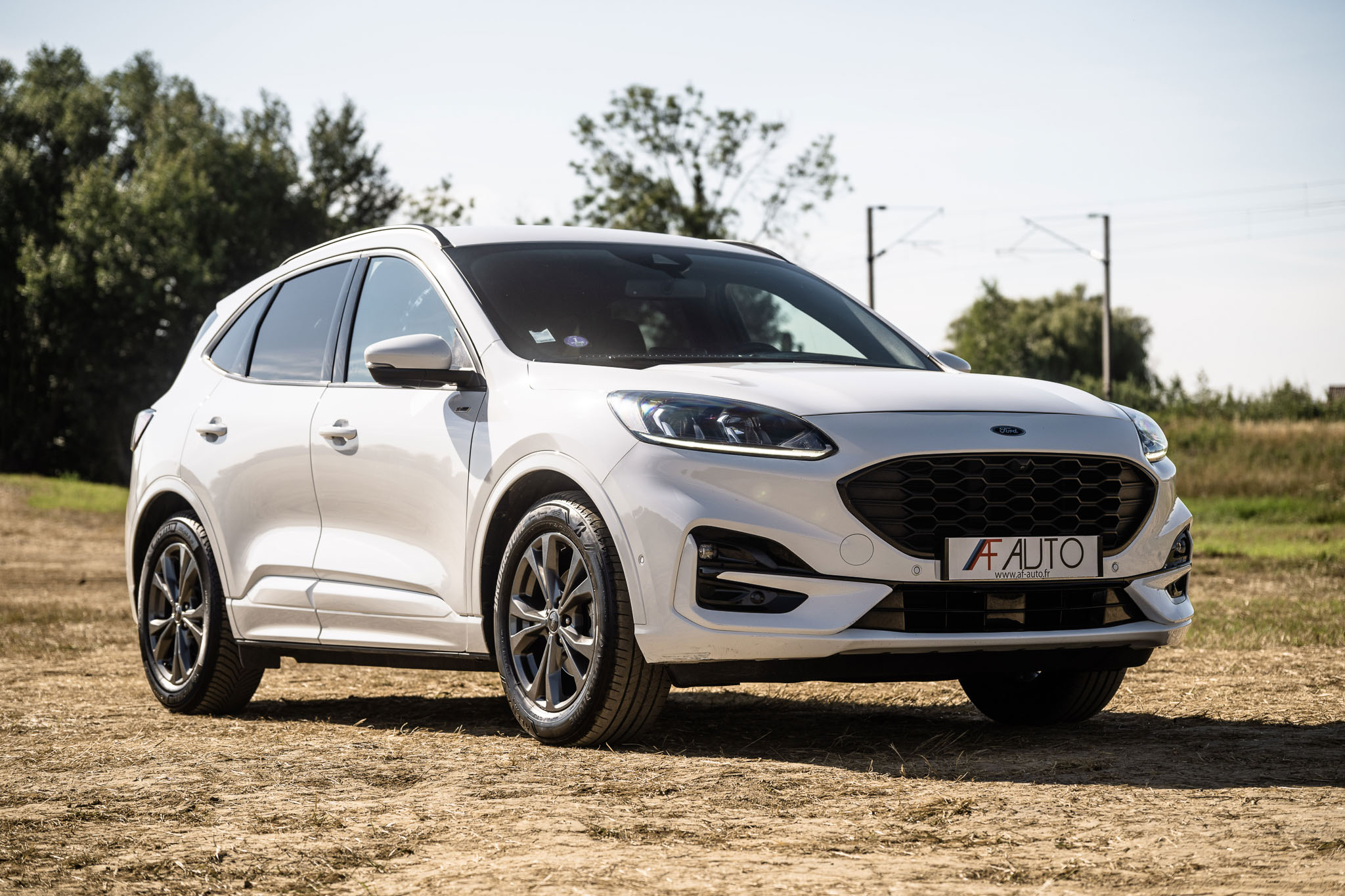 FORD KUGA 2.5 HYBRID FLEXIFUEL E85 ST-Line