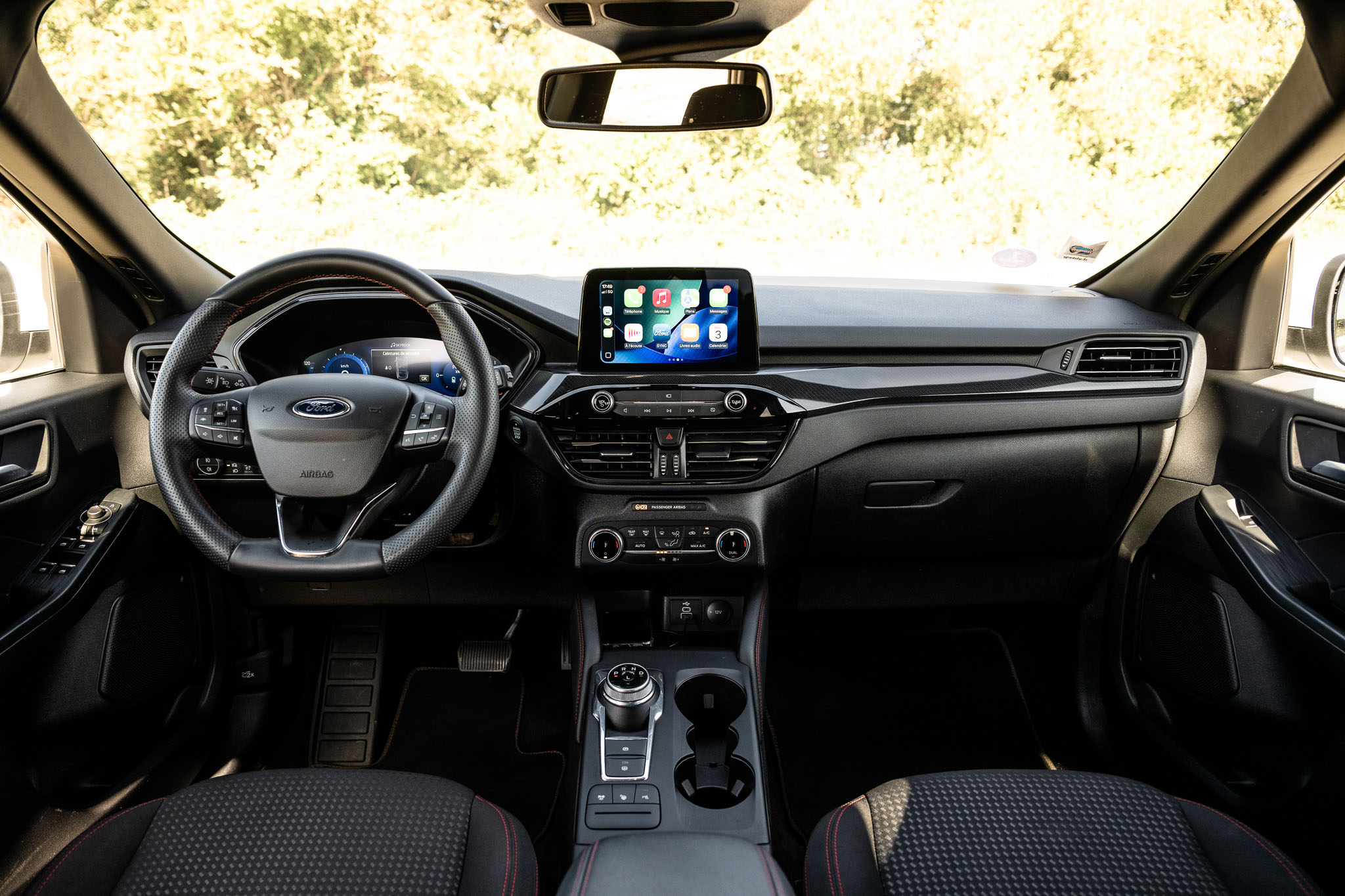 FORD KUGA 2.5 HYBRID FLEXIFUEL E85 ST-Line
