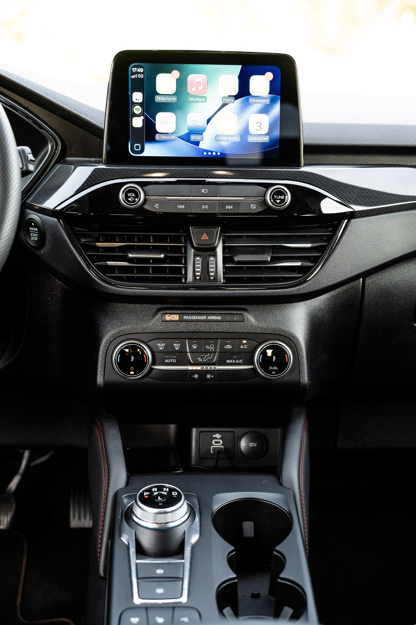 FORD KUGA 2.5 HYBRID FLEXIFUEL E85 ST-Line