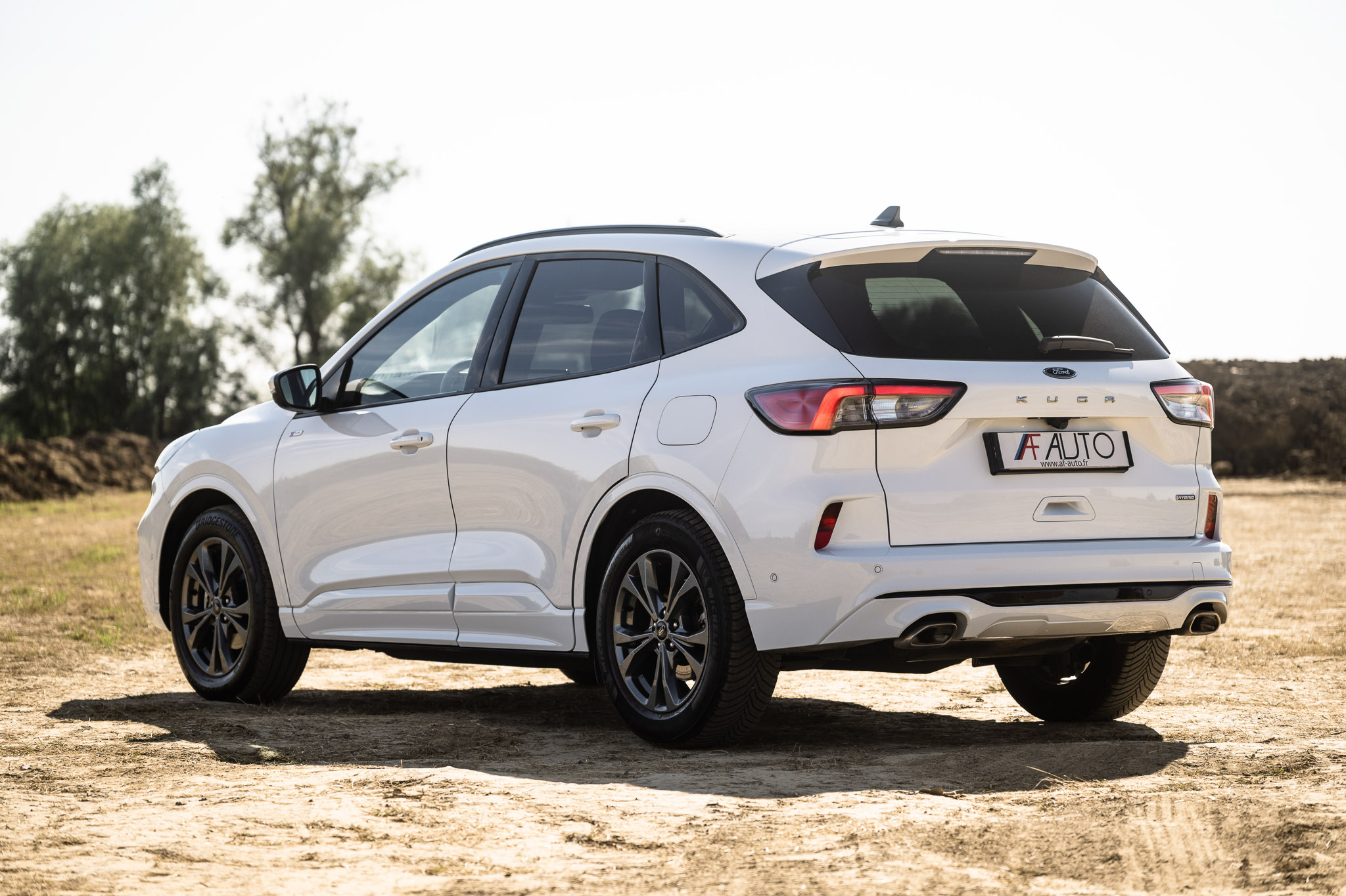 FORD KUGA 2.5 HYBRID FLEXIFUEL E85 ST-Line