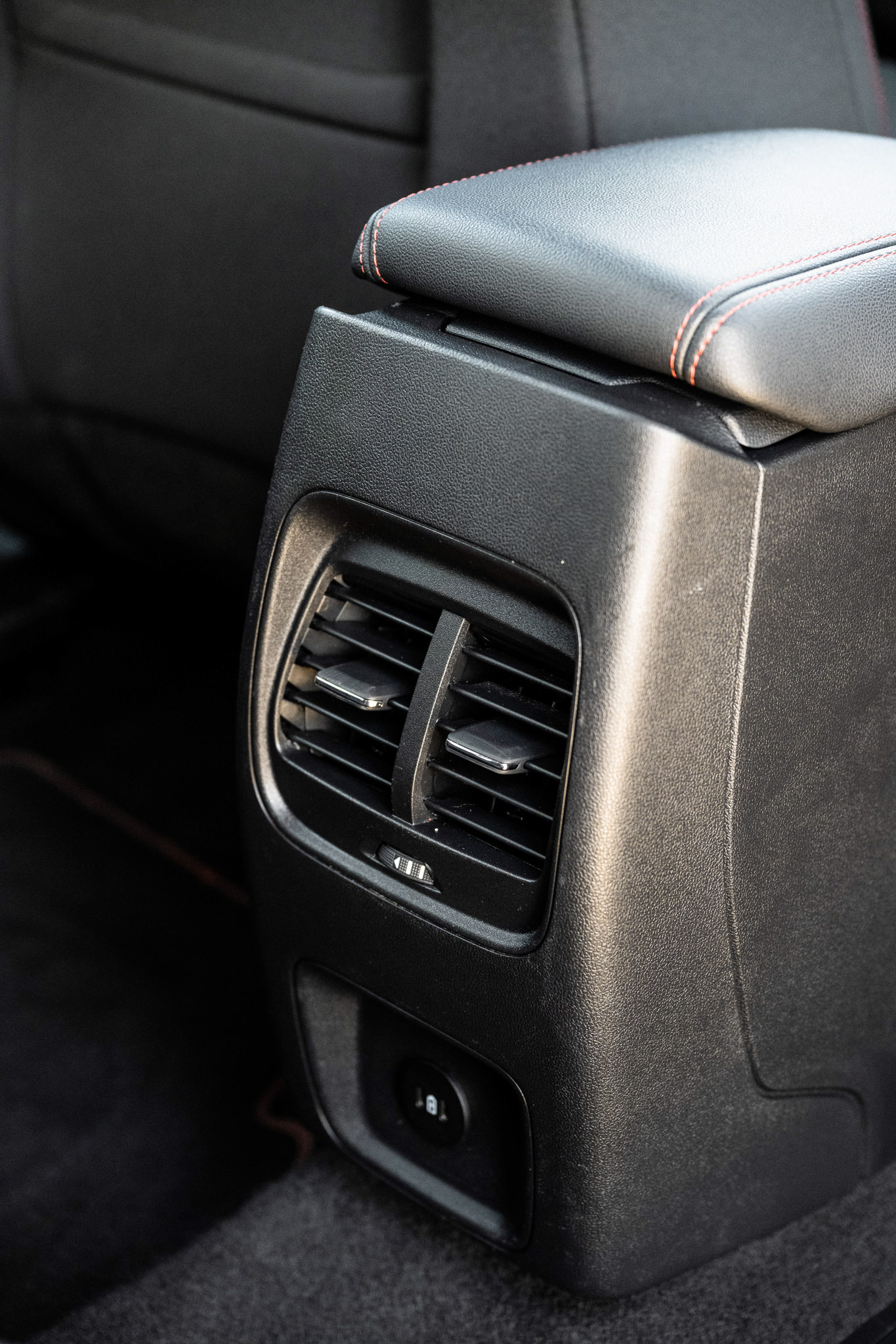 FORD KUGA 2.5 HYBRID FLEXIFUEL E85 ST-Line