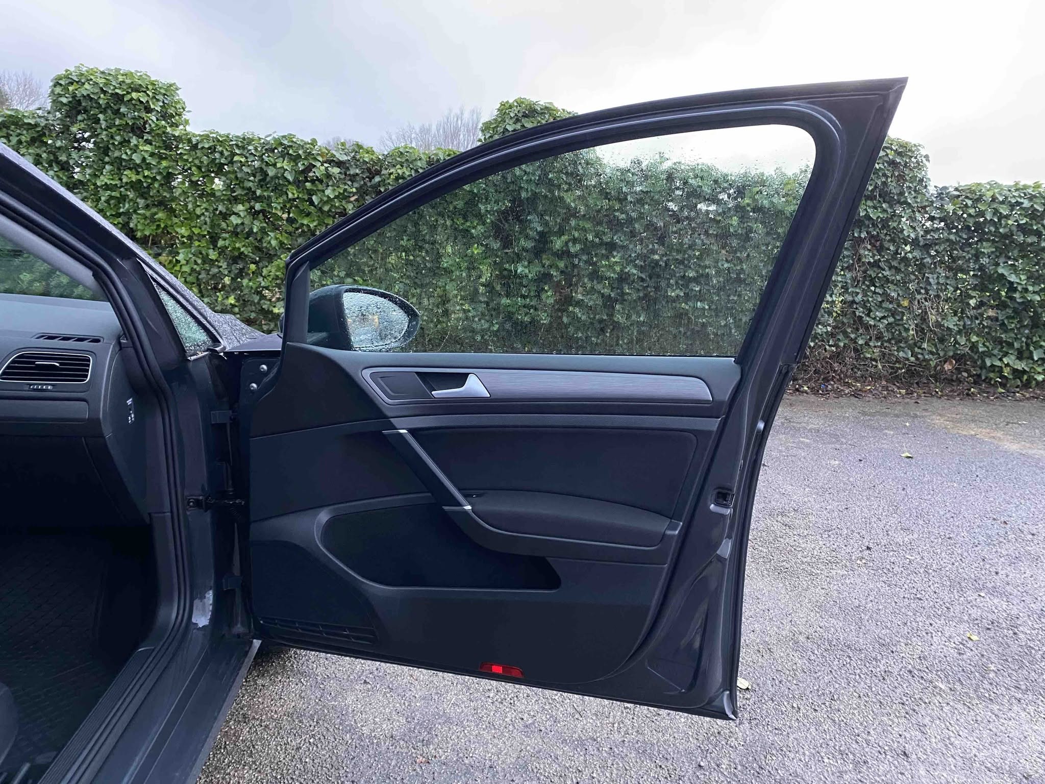 VOLKSWAGEN GOLF 1.4 TSi MULTIFUEL (V311-007)