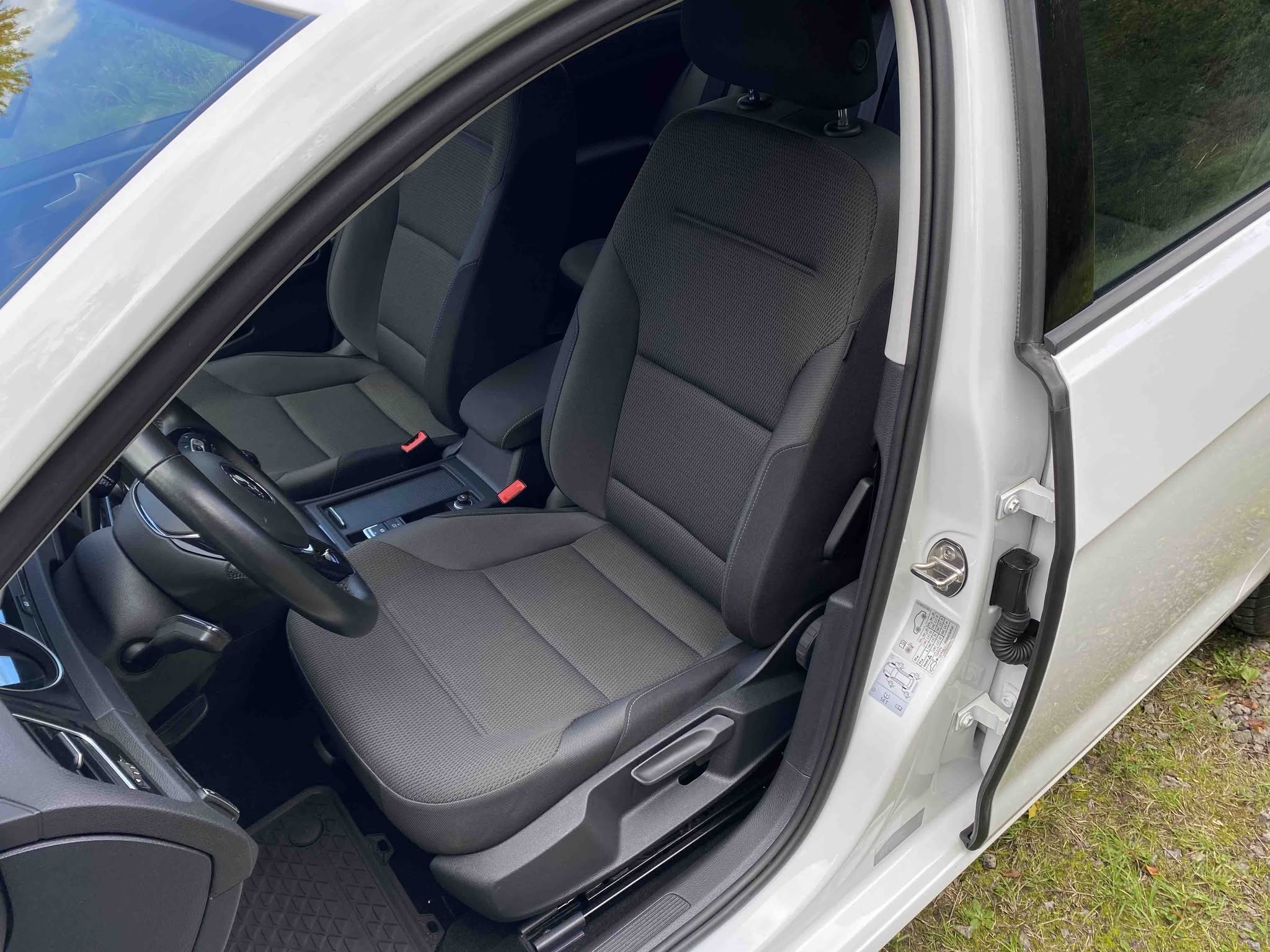VOLKSWAGEN GOLF Break 1.4 TSi MULTIFUEL (V314-021)