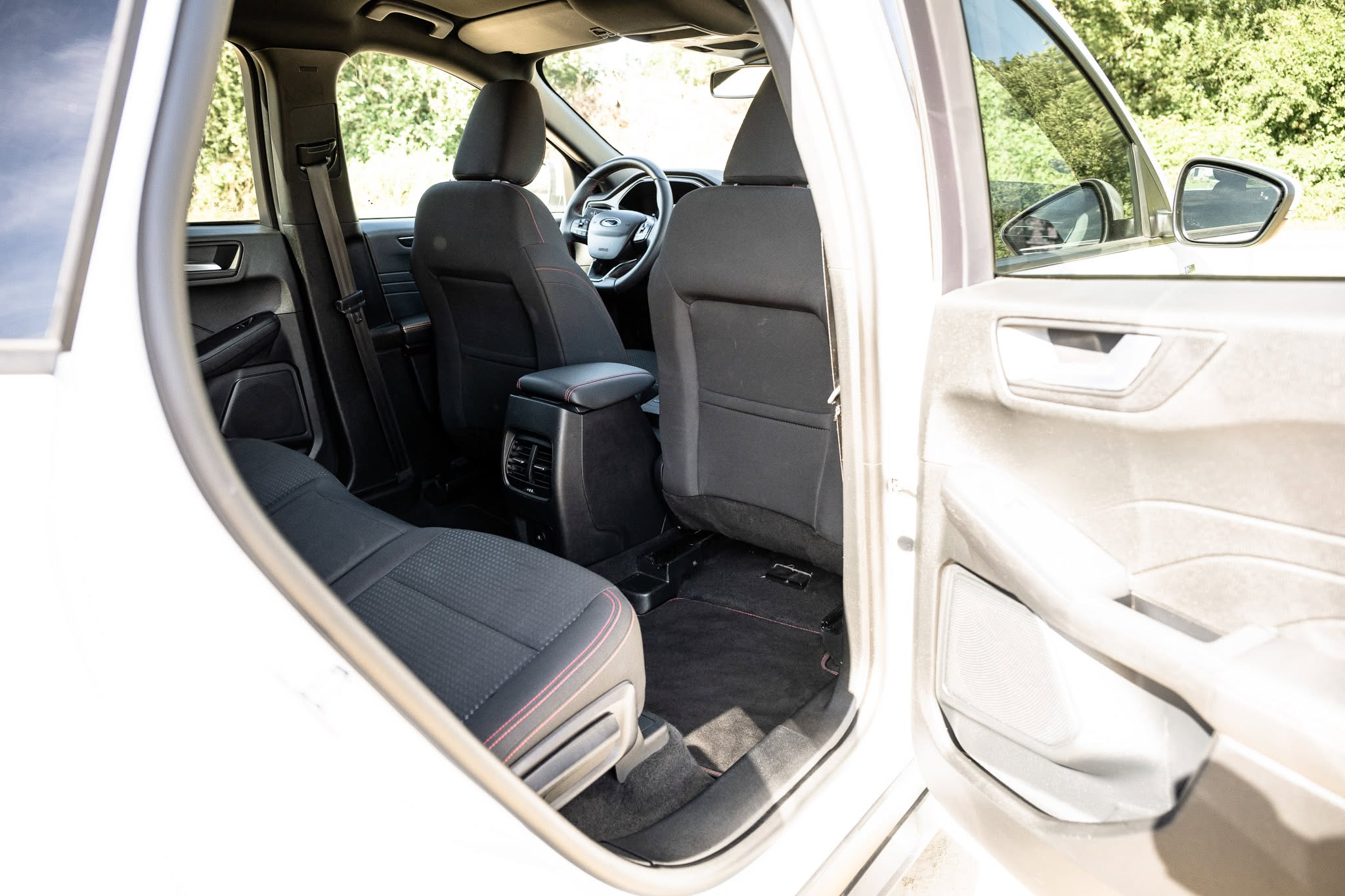 FORD KUGA 2.5 HYBRID FLEXIFUEL E85 ST-Line (V322-403)
