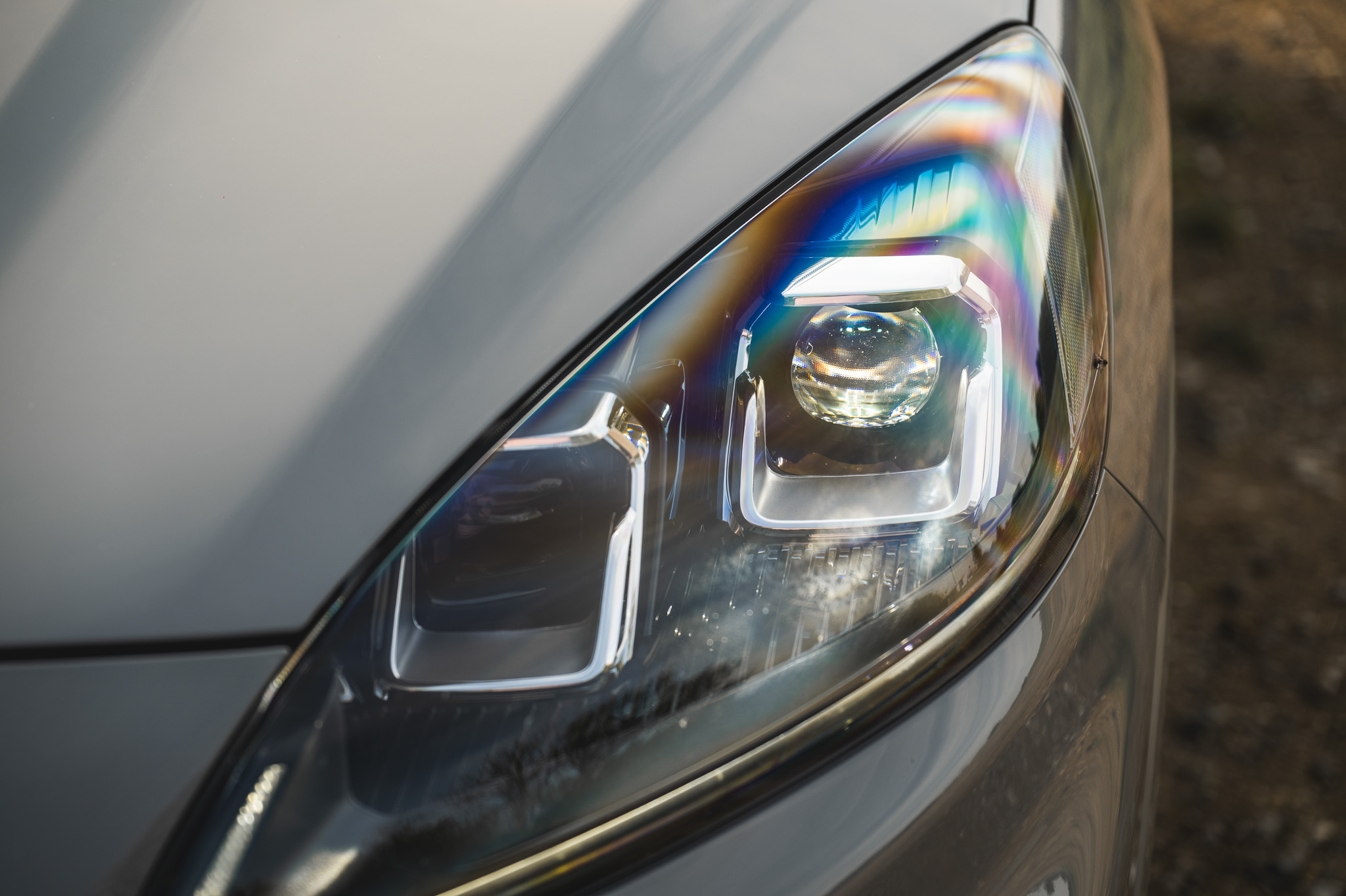 FORD KUGA 2.5 HYBRID FLEXIFUEL E85 GRAPHITE TECH EDITION (V322-748)