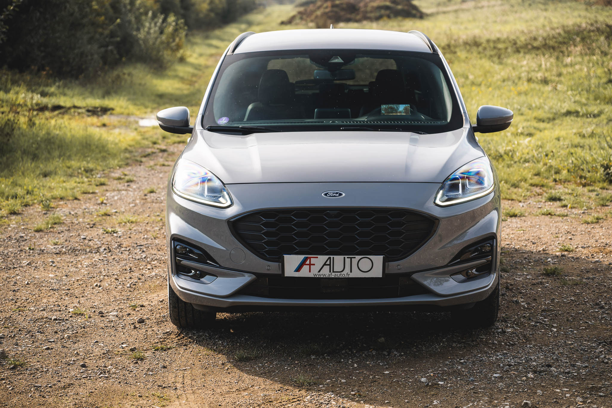 FORD KUGA 2.5 HYBRID FLEXIFUEL E85 GRAPHITE TECH EDITION (V322-748)