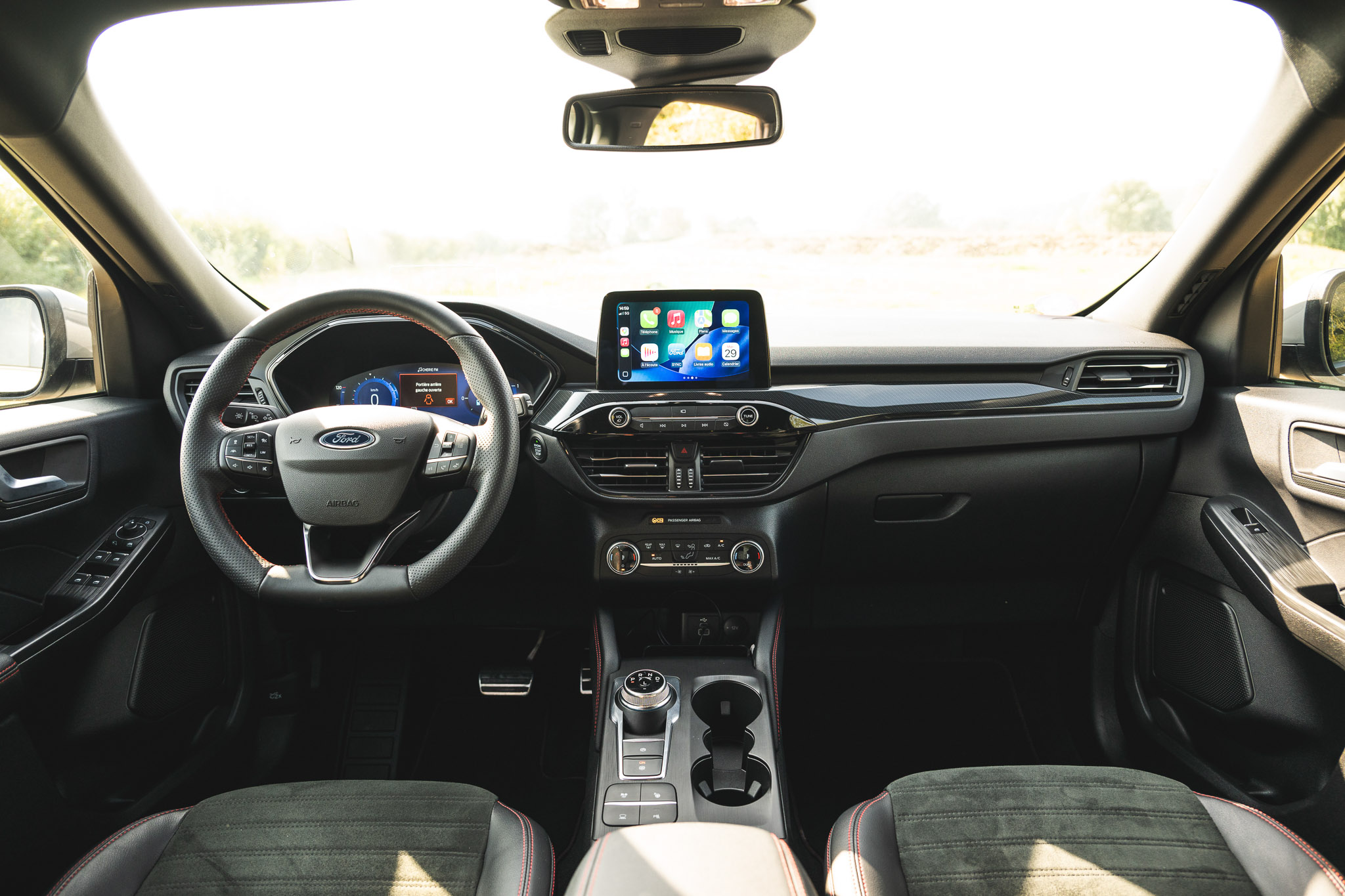 FORD KUGA 2.5 HYBRID FLEXIFUEL E85 GRAPHITE TECH EDITION (V322-748)