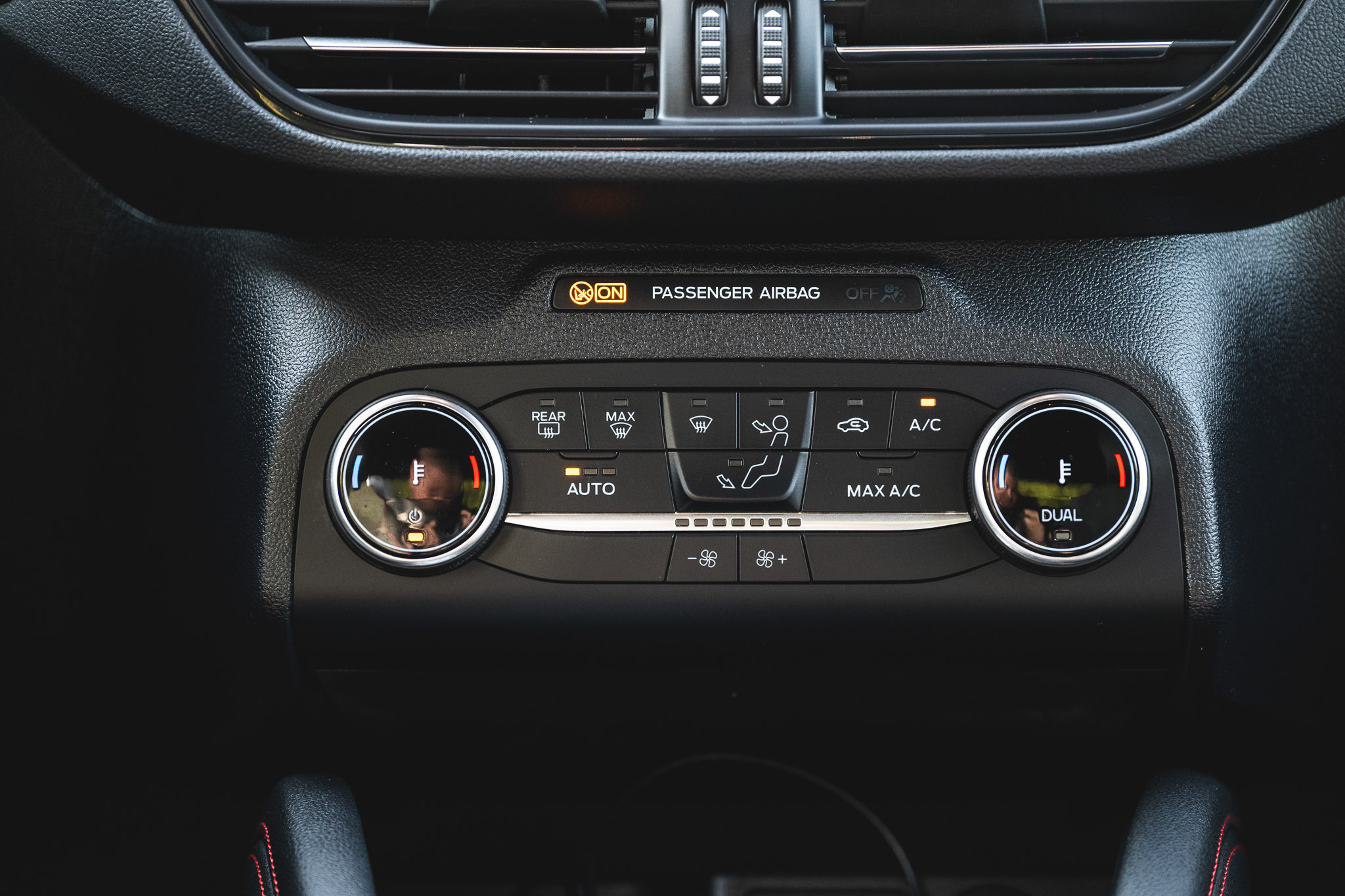 FORD KUGA 2.5 HYBRID FLEXIFUEL E85 GRAPHITE TECH EDITION (V322-748)
