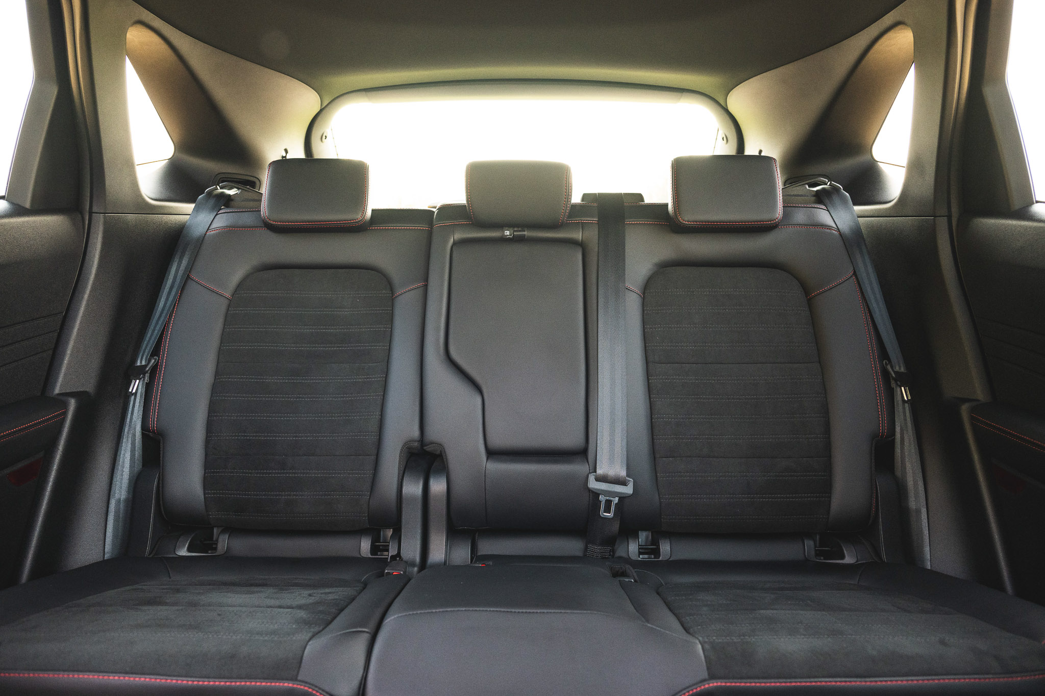 FORD KUGA 2.5 HYBRID FLEXIFUEL E85 GRAPHITE TECH EDITION (V322-748)