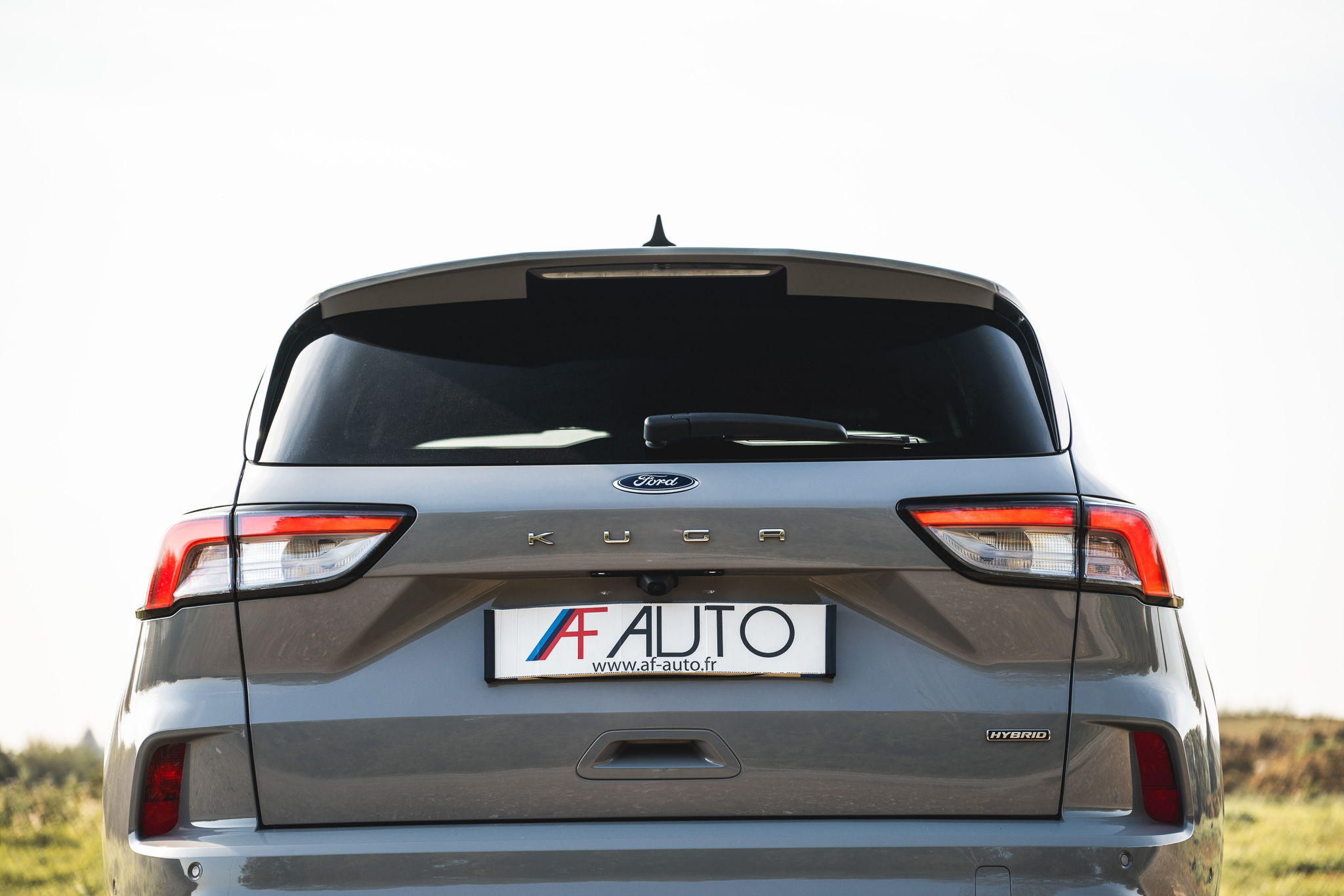 FORD KUGA 2.5 HYBRID FLEXIFUEL E85 GRAPHITE TECH EDITION (V322-748)