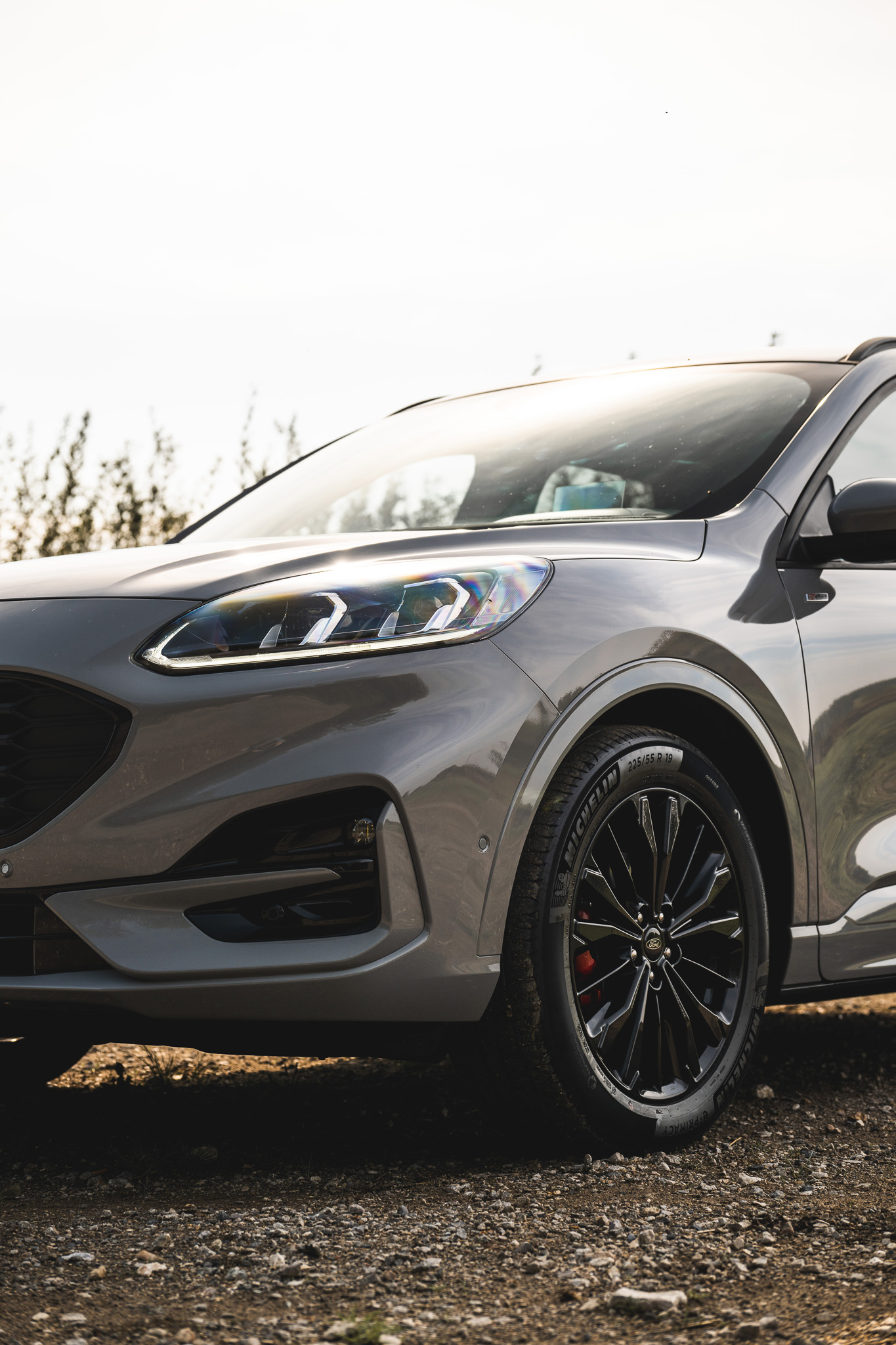 FORD KUGA 2.5 HYBRID FLEXIFUEL E85 GRAPHITE TECH EDITION (V322-748)