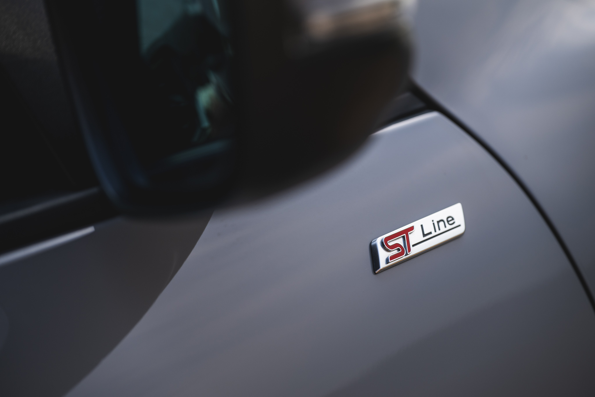 FORD KUGA 2.5 HYBRID FLEXIFUEL E85 GRAPHITE TECH EDITION (V322-748)